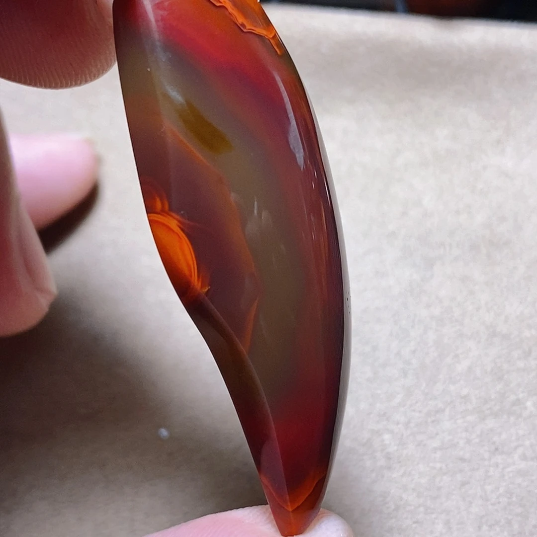 未镶嵌颈饰玛瑙/玉髓放**刀