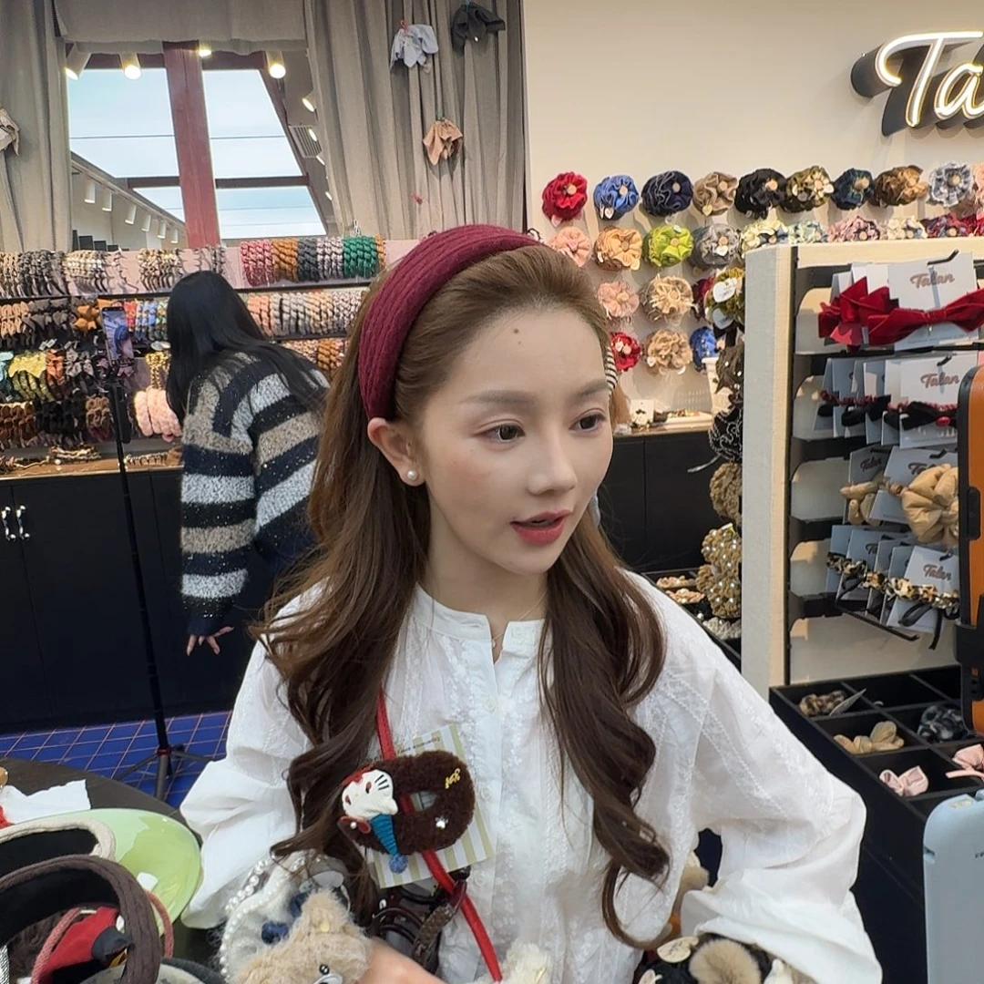 红色款面发箍哦哦哦哦