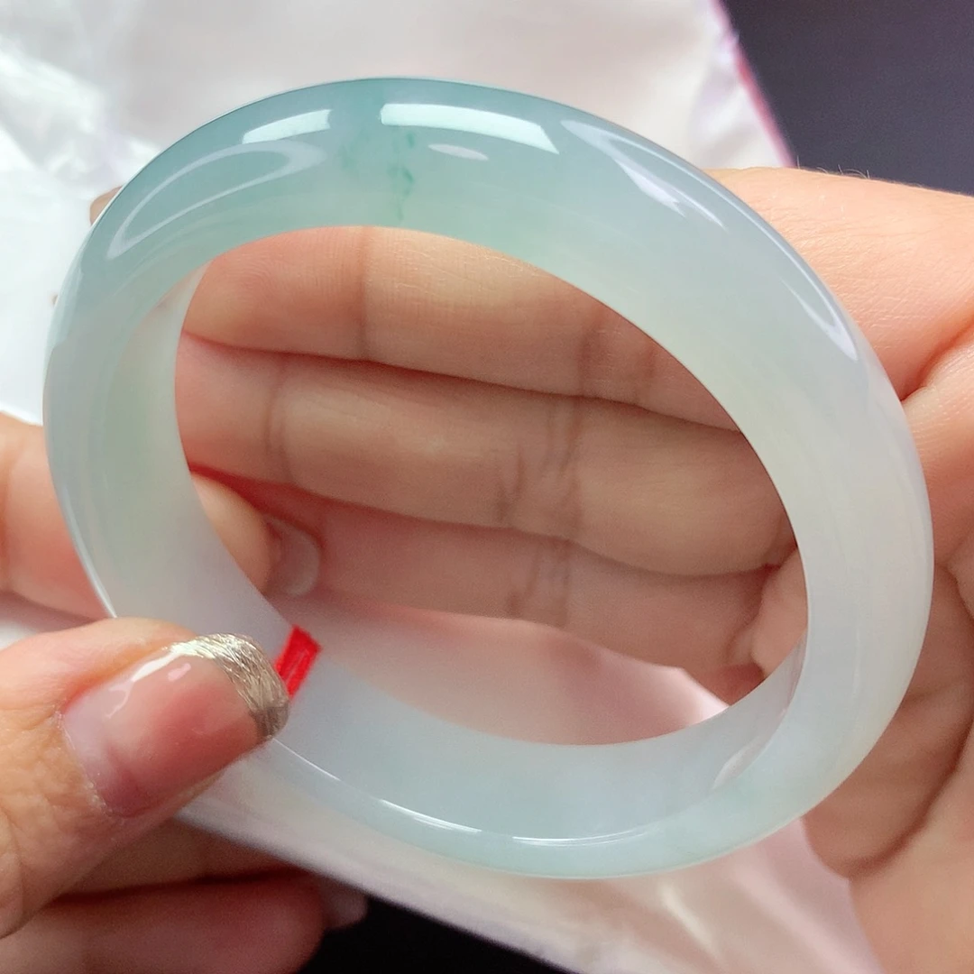 【闪购商品】翡翠手镯未镶嵌a 86300