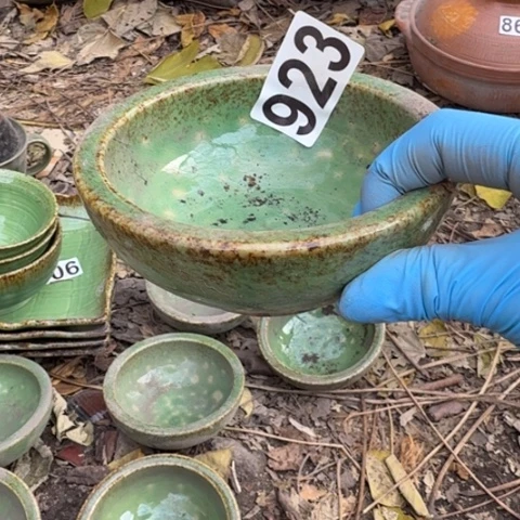 泥塑茶钵一支微瑕品