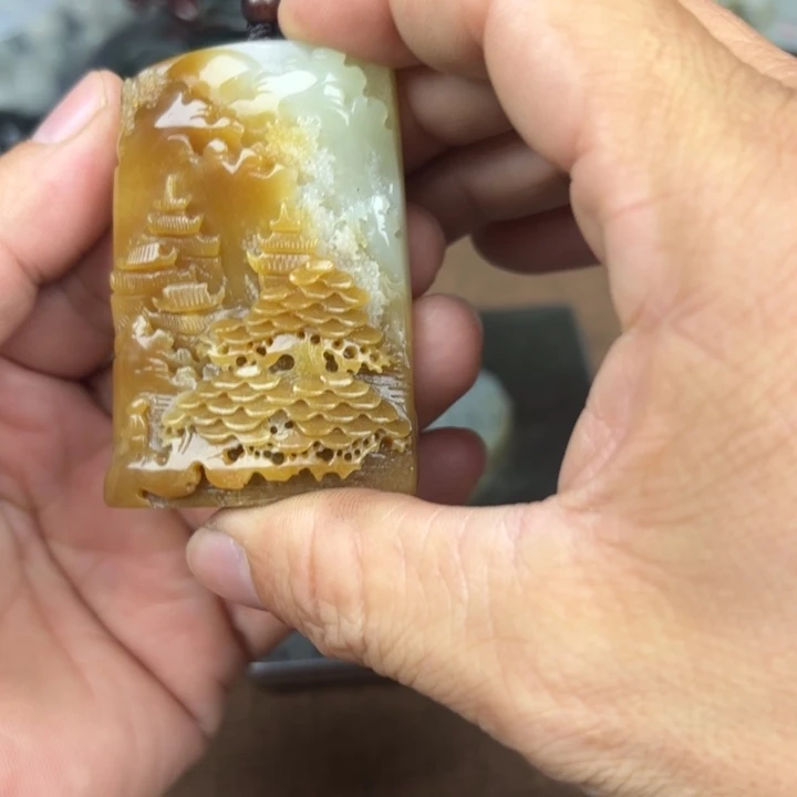 颈饰未镶嵌和田玉