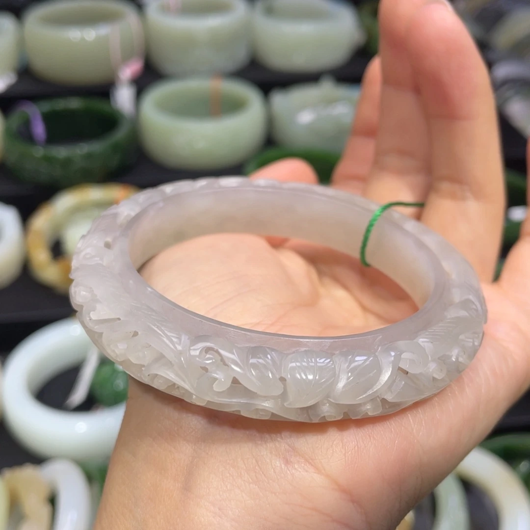 未镶嵌手镯和田玉84