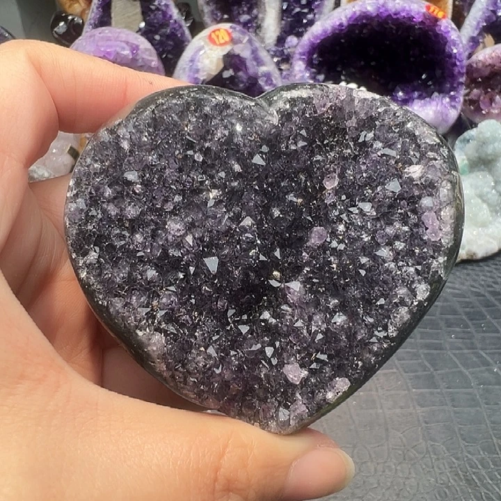 珠宝半成品未镶嵌紫晶