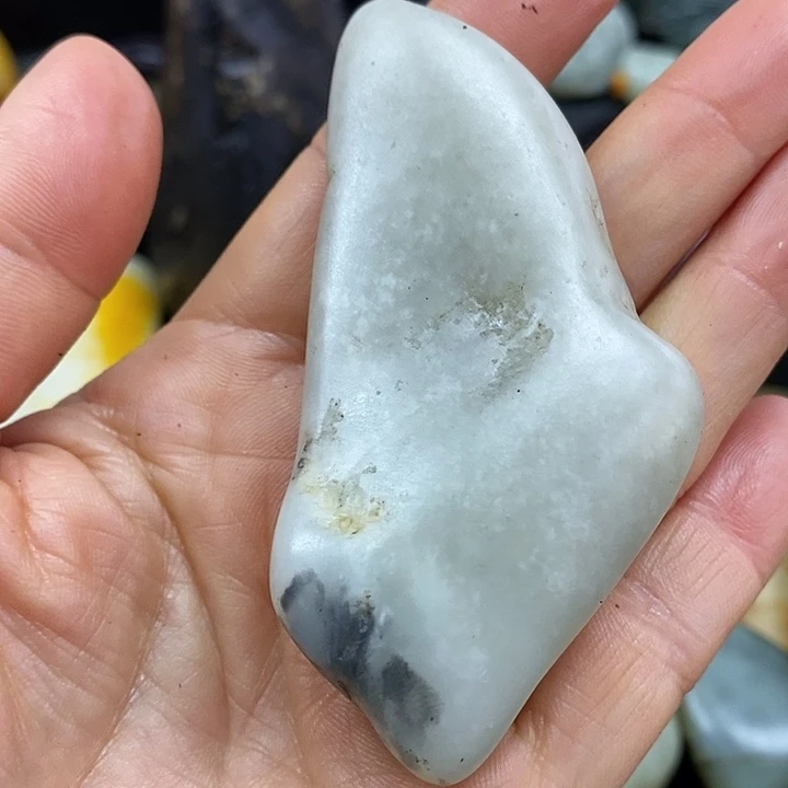 和田玉（子料）未镶嵌挂件