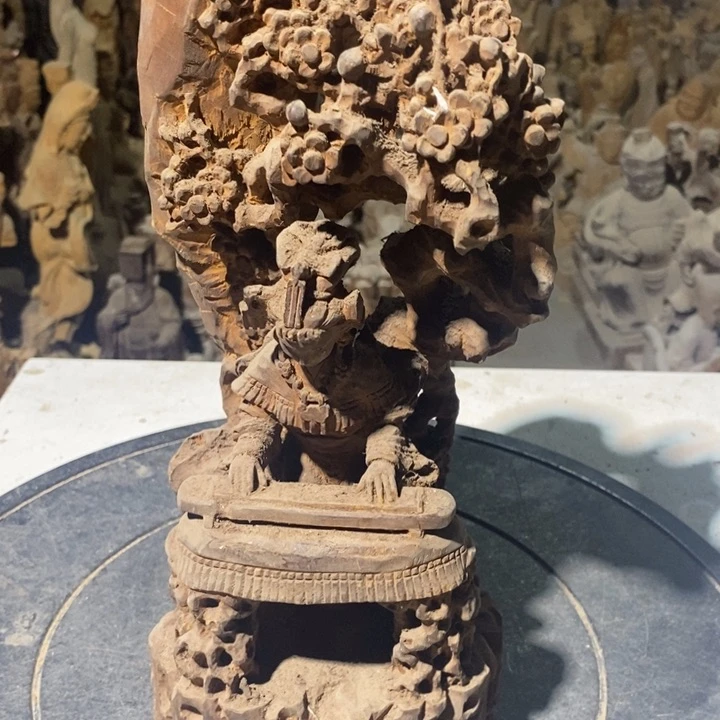 向***天香樟木6464676679898