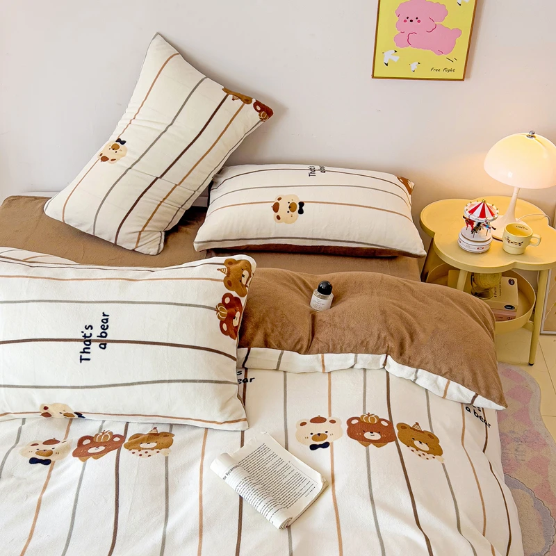 YC 9082 牛奶绒印花四件套 两只小熊