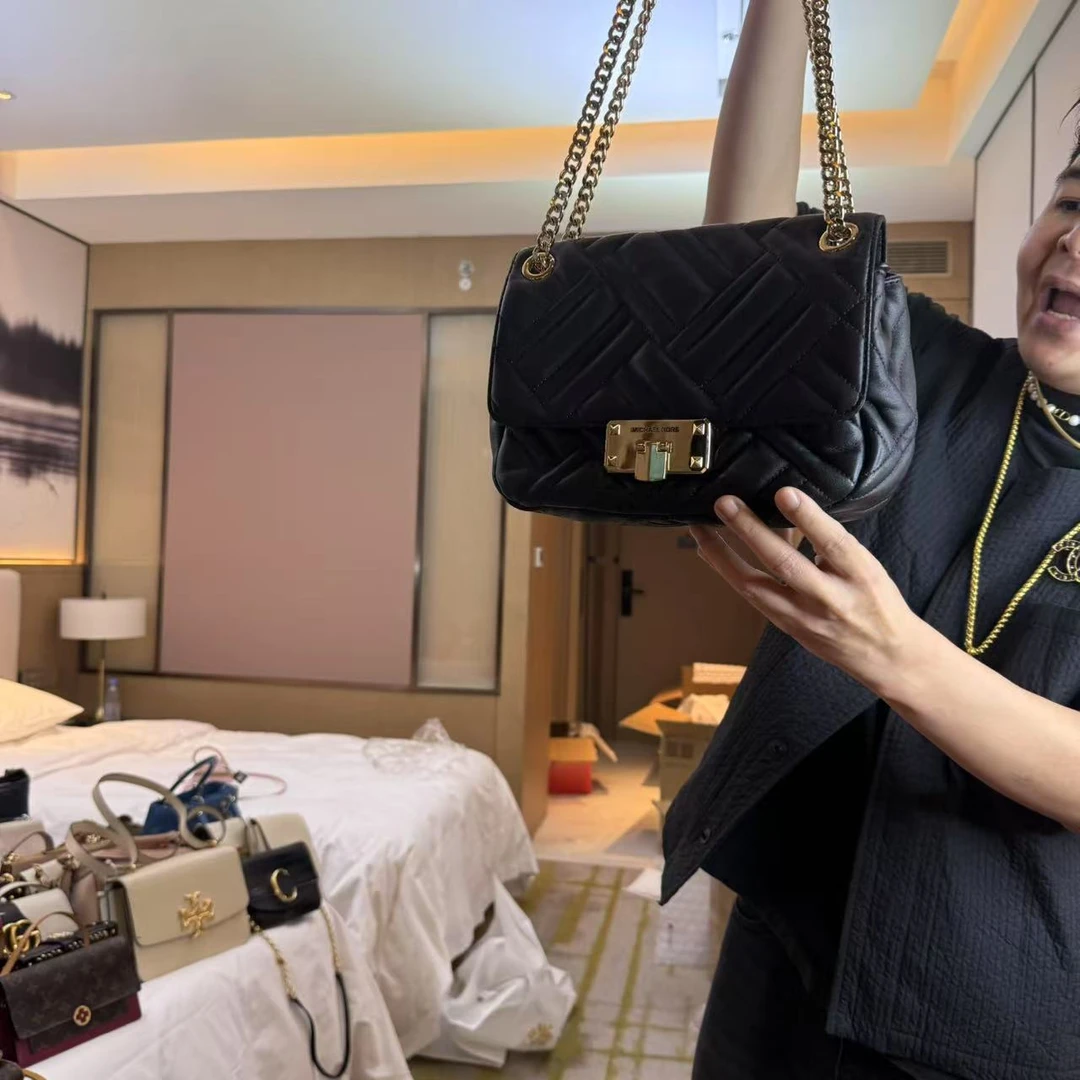 95新 MICHAELKORS/迈克高仕 迈克高仕黑色手提包