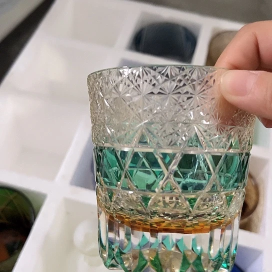 小***静水晶玻璃高脚款微瑕一个