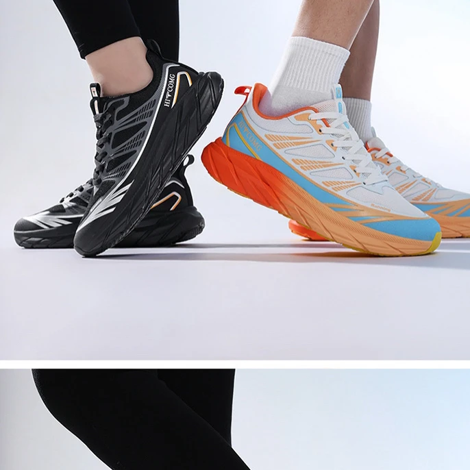 车缝线轻便透气跑步鞋缓震男防滑公路通用跑道情侣