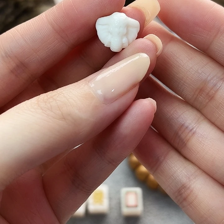 鹿骨手串/手链小飞象