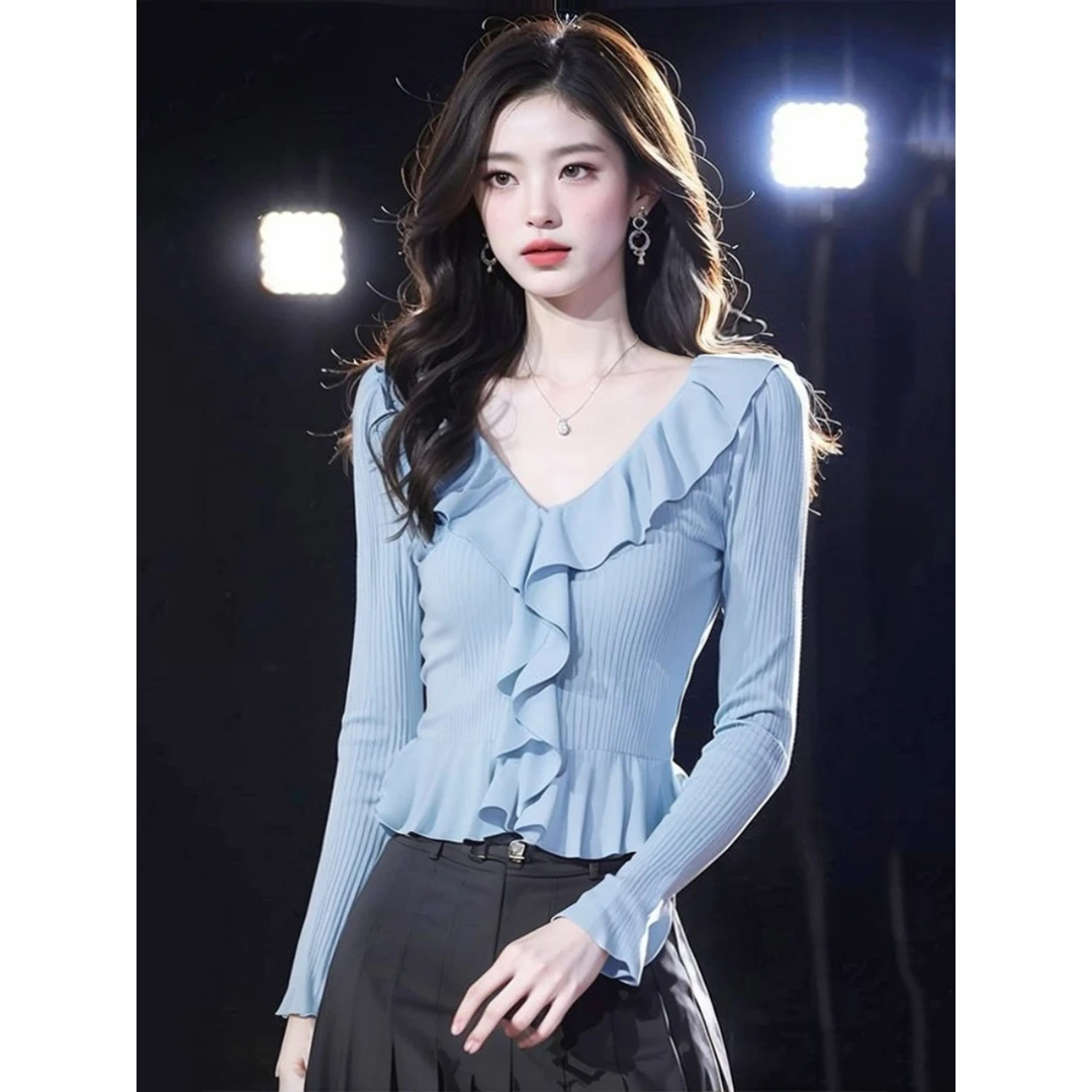 早秋独特别致荷叶边蓝色长袖针织女内搭设计感修身v领