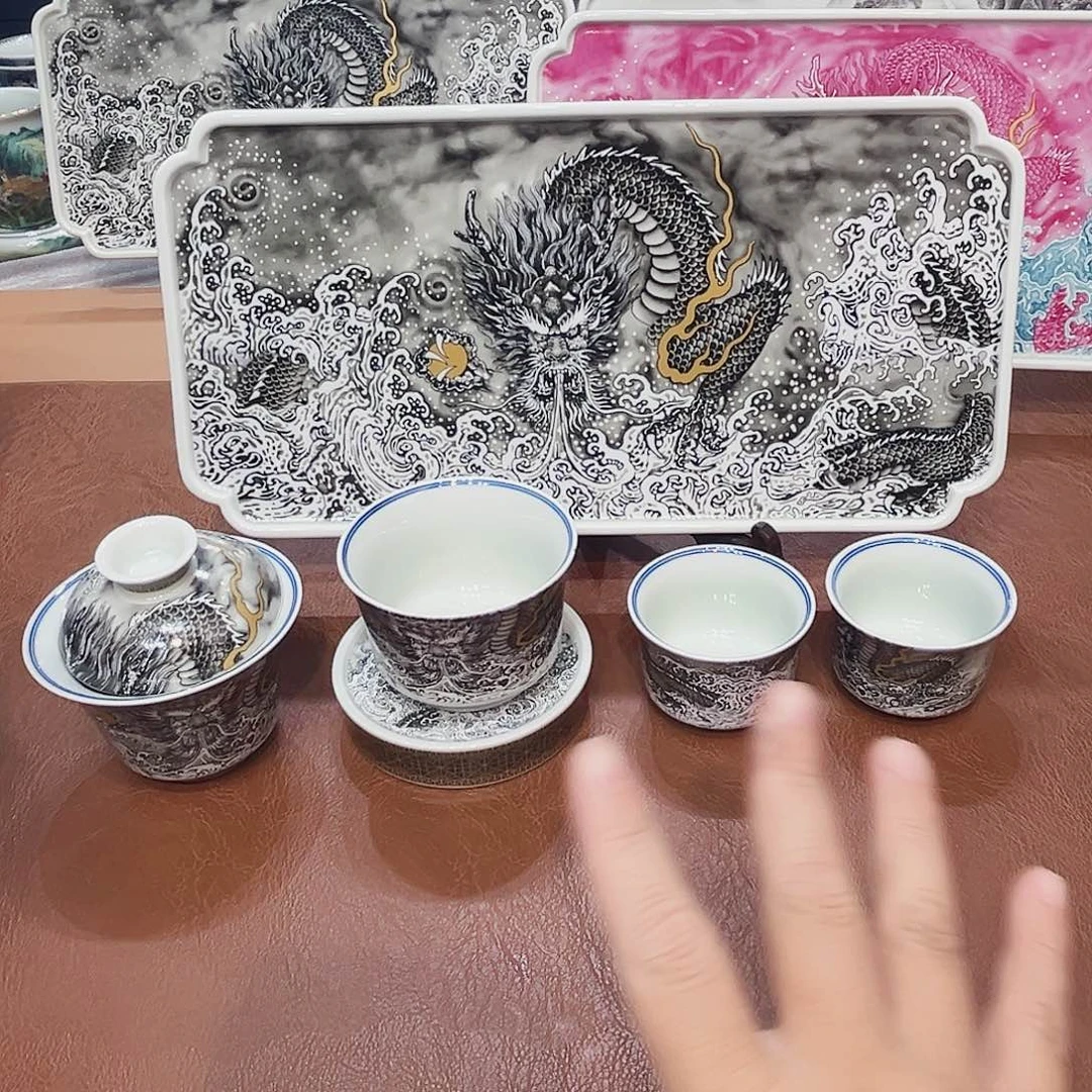 摆件景德镇等市属城市都设立专卖