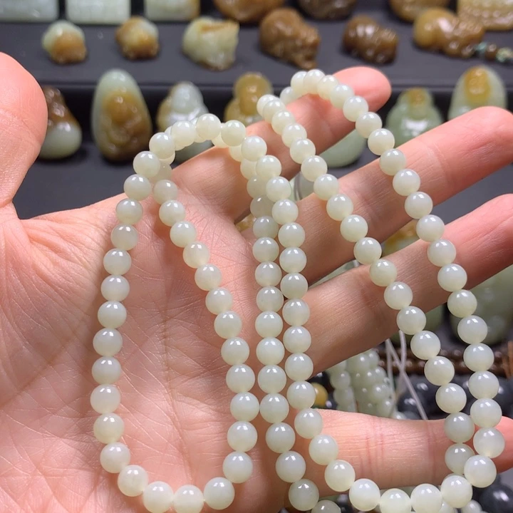 和田玉未镶嵌项链