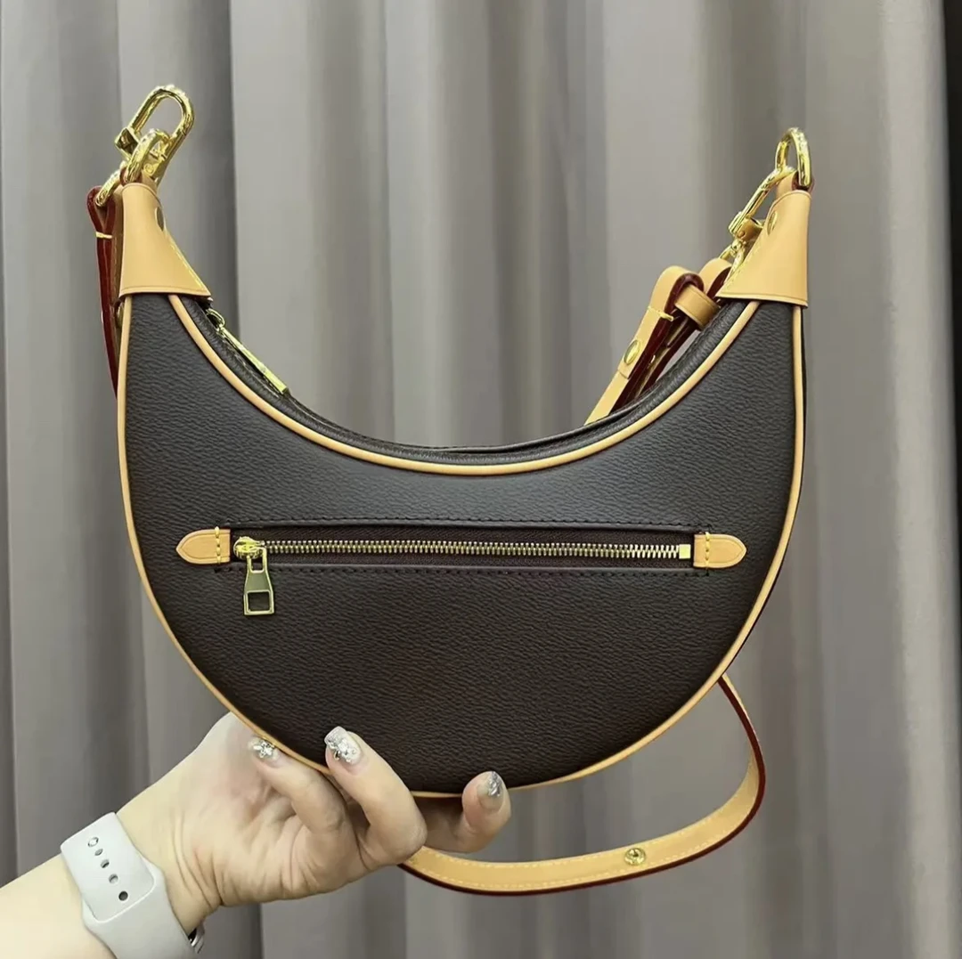 2025（月亮包）广版带级刚五金时尚女包