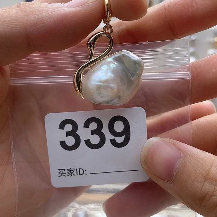 未镶嵌天然珍珠。  漏 漏 漏淡水珍珠