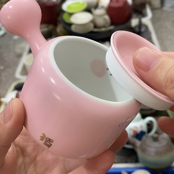 陶瓷艺术品及陶瓷制品