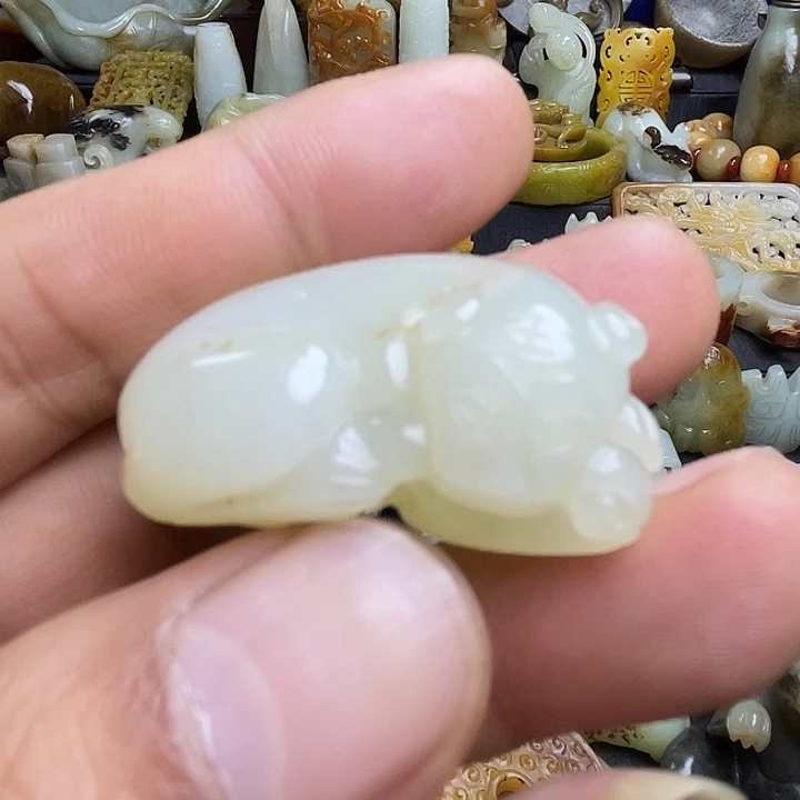 颈饰未镶嵌和田玉