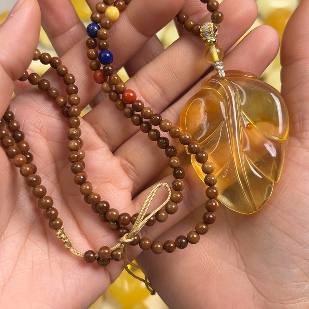 琥珀未镶嵌裸石琥珀