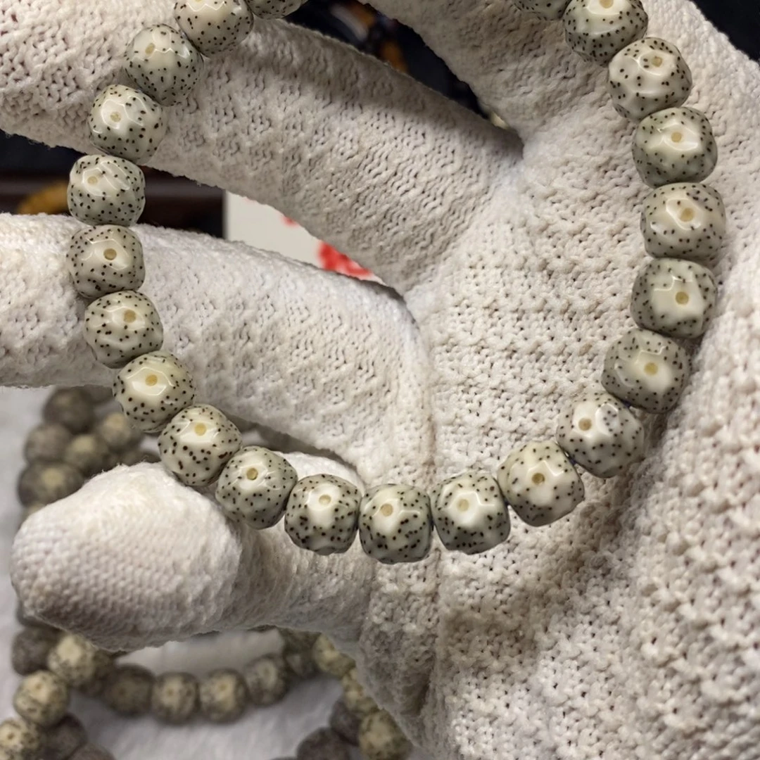 星月菩提吊坠石玉料无相