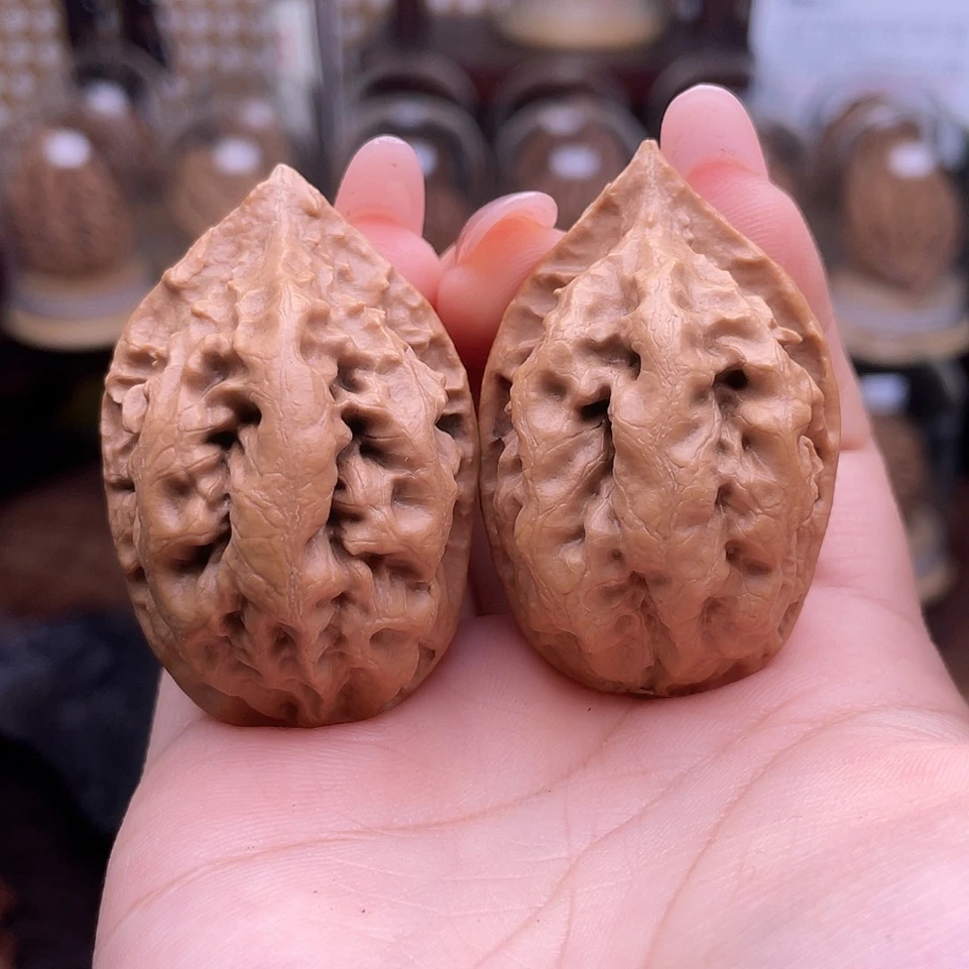 吊坠文玩核桃霸王筋