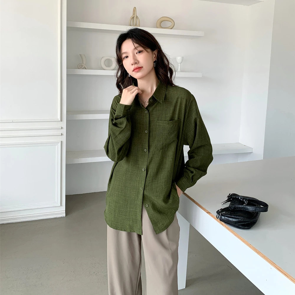 绿色内搭复古港味长袖衬衫女秋季新款时尚翻领设计感显瘦衬衣上衣