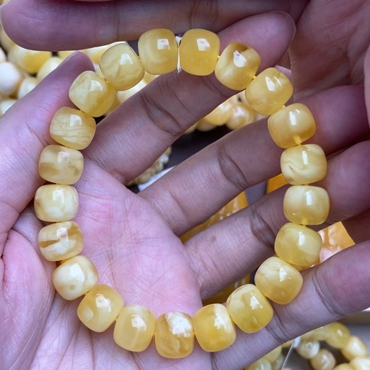 未镶嵌琥珀珠宝奇石11