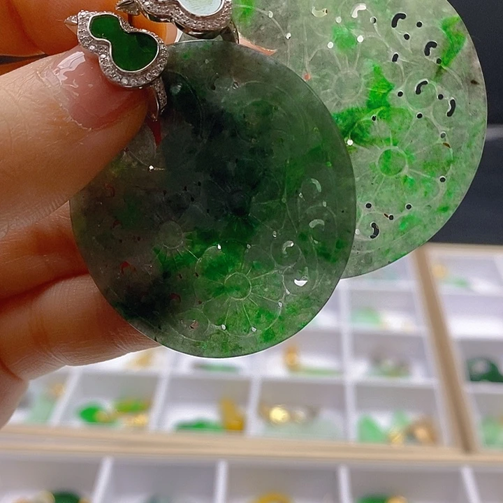 翡翠未镶嵌耳饰翡翠