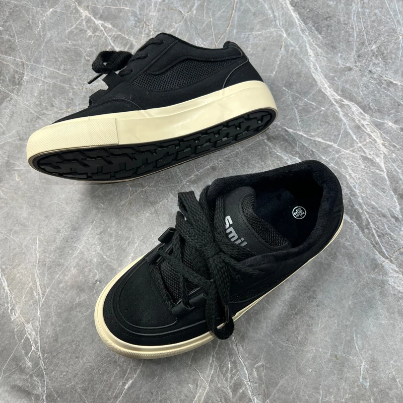 鞋子男款低帮黑色休闲板鞋男士棉鞋冬季加绒保暖男生面包鞋子男鞋