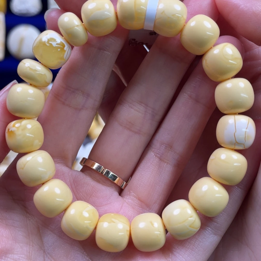 蜜蜡未镶嵌裸石琥珀蜜蜡