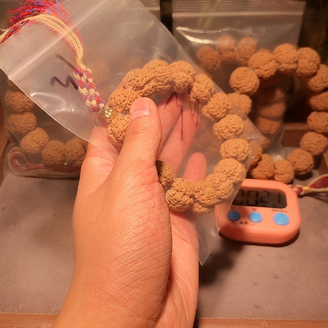 金刚菩提手串温**待31。