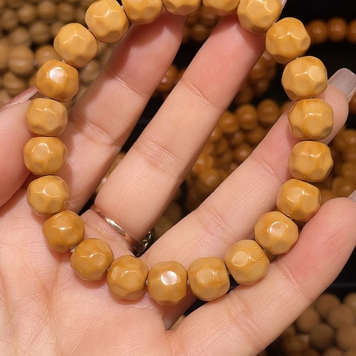 猴头核桃手串猴头