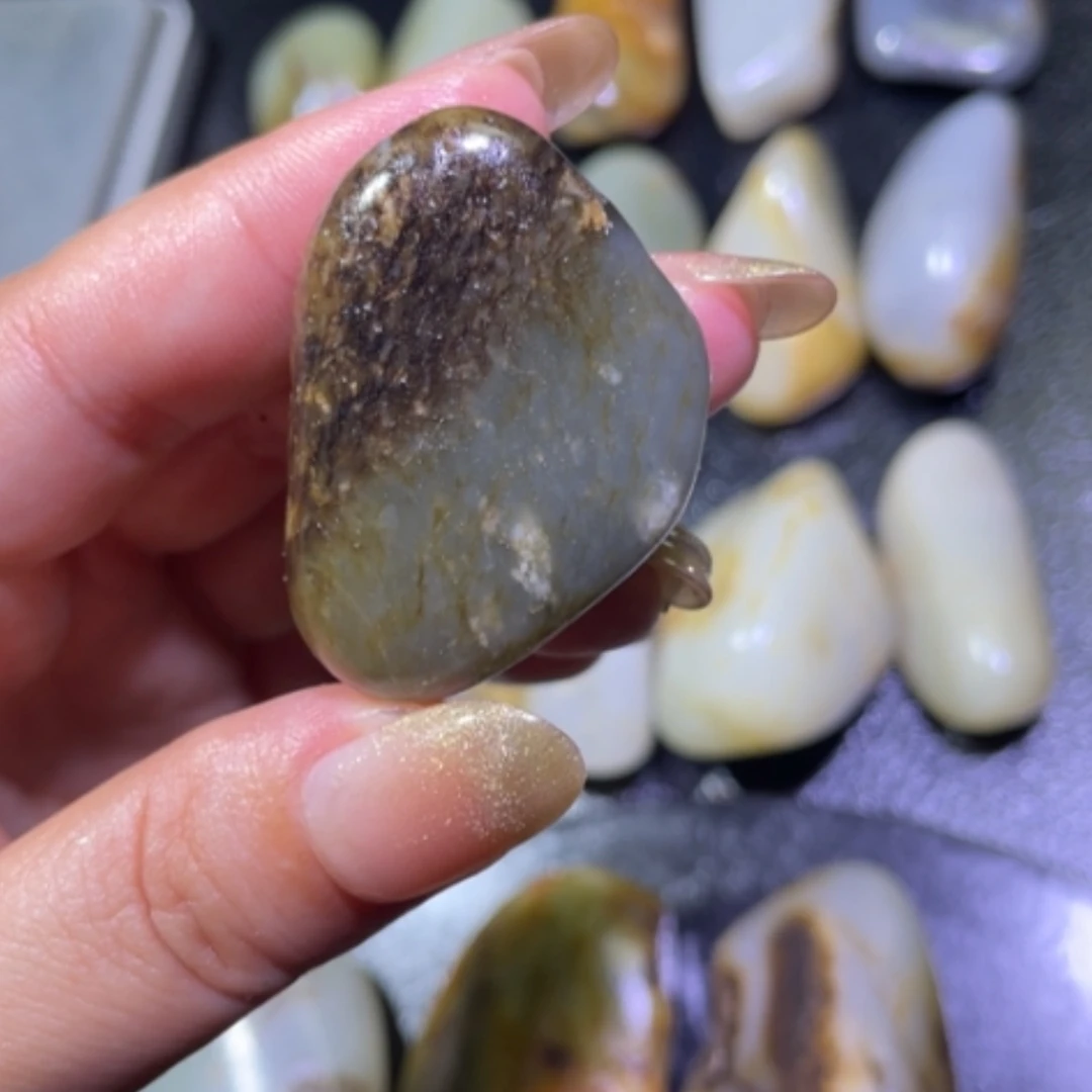 【闪购商品】颈饰未镶嵌和田玉