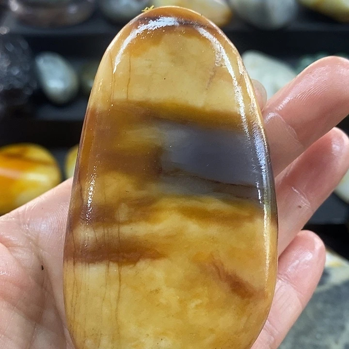 和田玉（糖玉）未镶嵌挂件