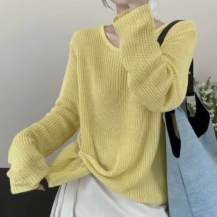 春夏极简慵懒风松弛感韩系开叉侧扣仿麻圆领微透针织衫罩衫女