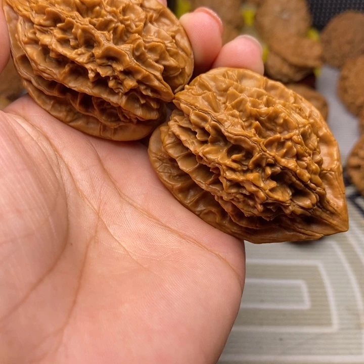 吊坠文玩核桃愤***虫大花