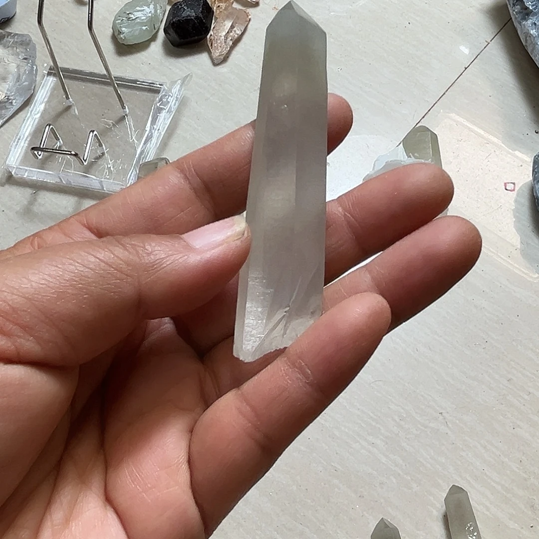 尘***然水晶珠宝半成品未镶嵌