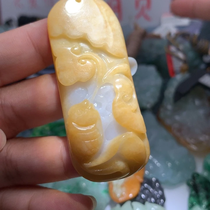 翡翠颈饰未镶嵌保真天然A货翡翠