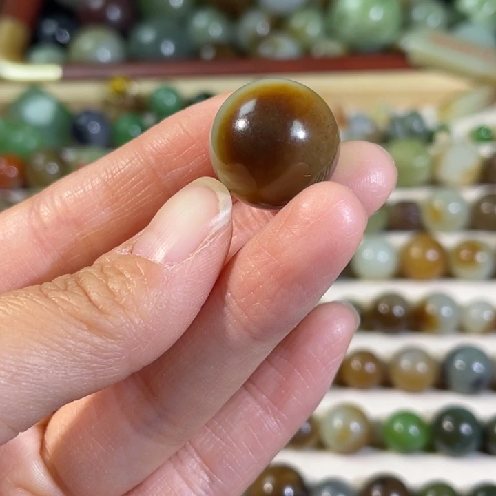 和田玉（糖玉）未镶嵌珠宝半成品20