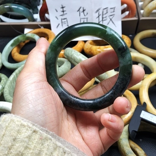 蛇纹石玉手镯未镶嵌嗯****