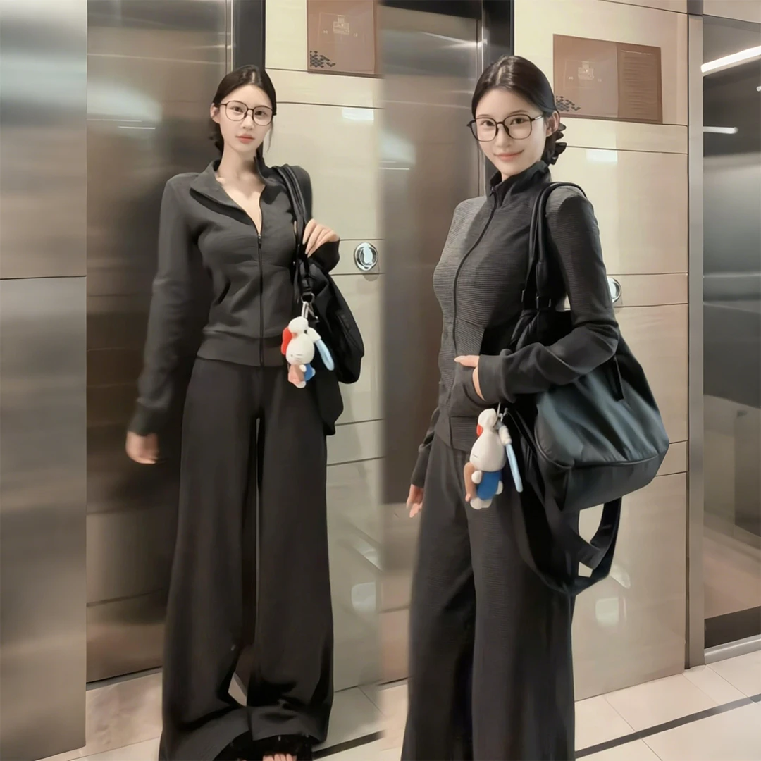 灰色条纹修身外套女早秋季正肩短款卫衣韩系入秋冬穿搭套装老钱风