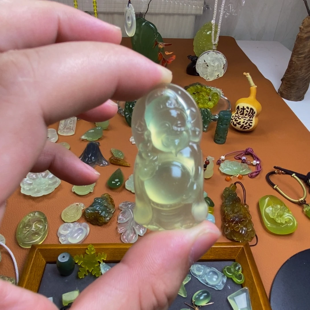 合金蛇纹石玉颈饰