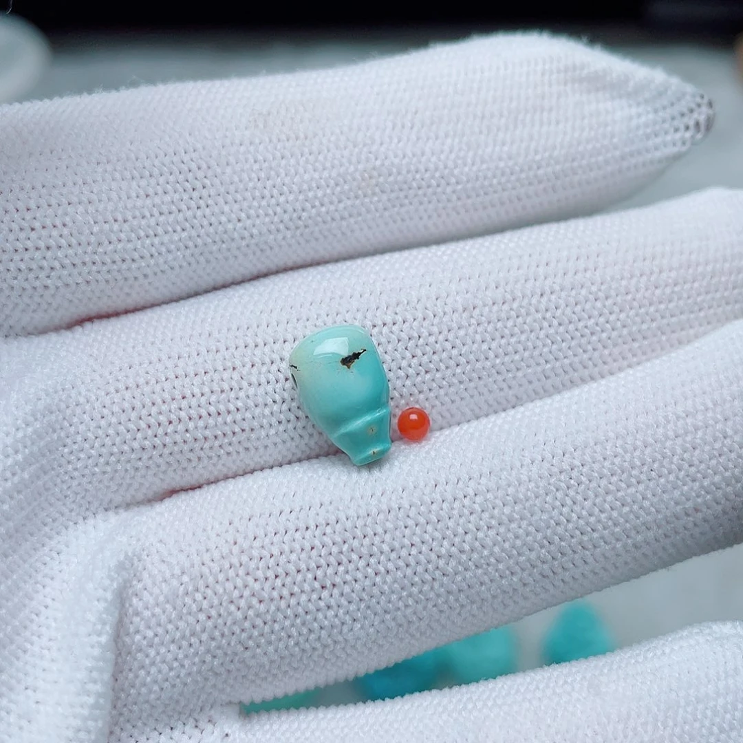 南红玛瑙未镶嵌珠宝奇石