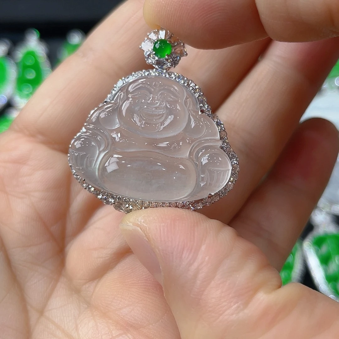 翡翠18K金镶嵌颈饰翡翠吊坠