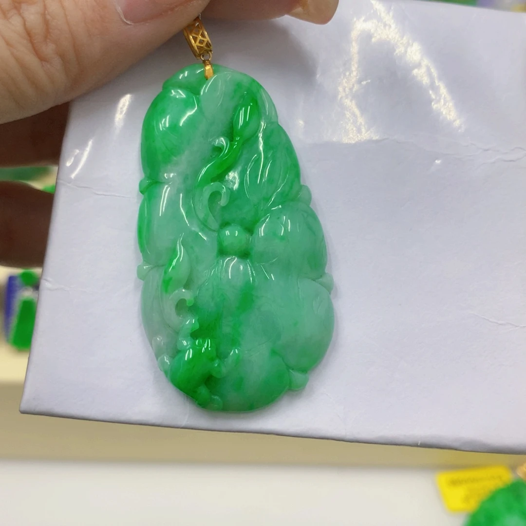 吊坠(不含链)18K金镶嵌翡翠