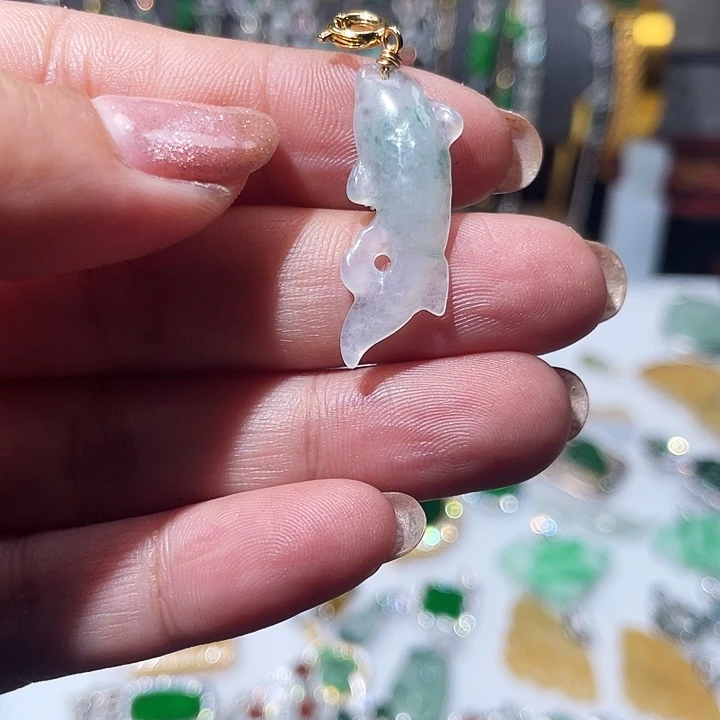 翡翠14K金镶嵌颈饰