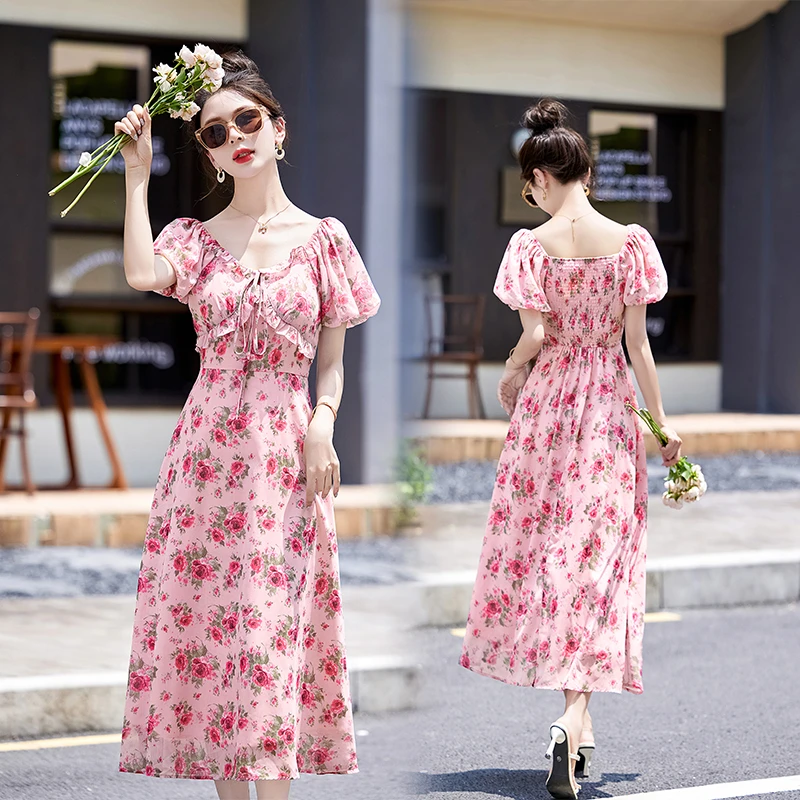 粉色印花连衣裙女小个子2025夏季新款法式复古方领泡泡袖公主长裙