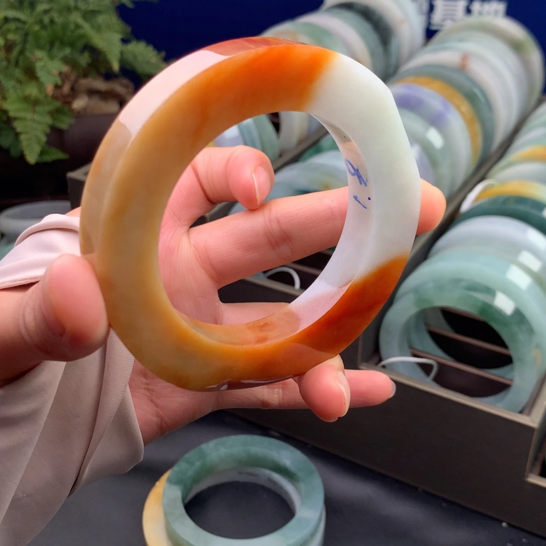 定制翡翠手镯不退不换未镶嵌