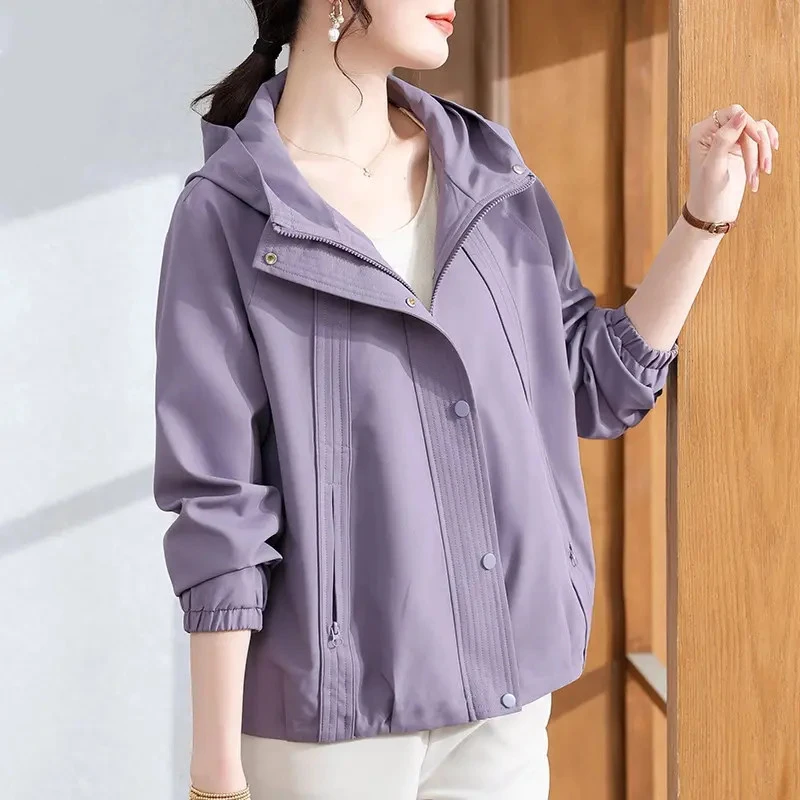 妈妈秋装休闲风衣外套2025新款中老年女春减龄宽松上衣服夹克开衫