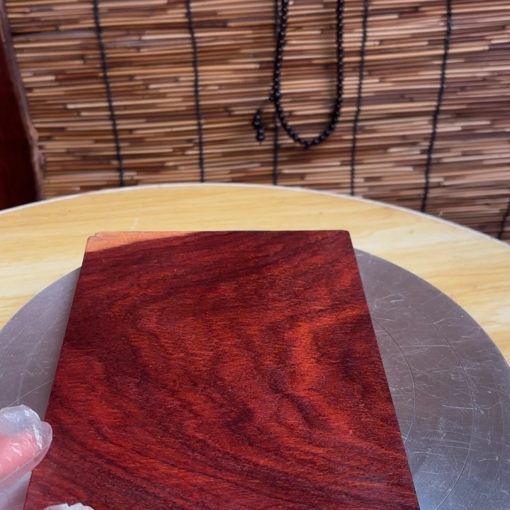 大叶紫檀（黑酸枝木类）