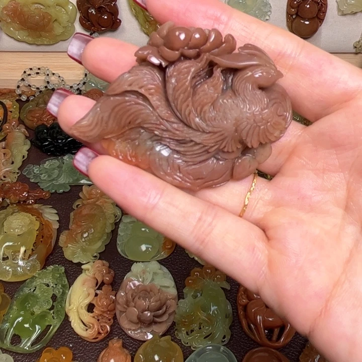 蛇纹石玉吊坠(赠链)未镶嵌